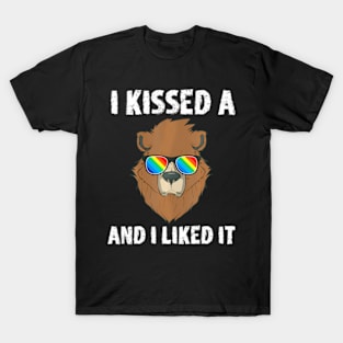 Gay Pride I Kissed A Bear And I Liked It LGBT Queer Love T-Shirt